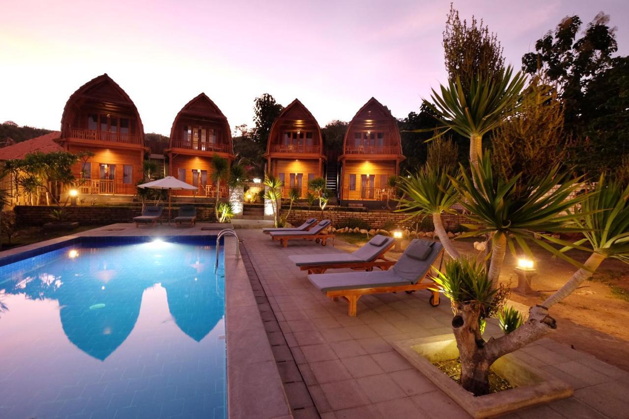 Adara Beach Huts Batununggul ภายนอก รูปภาพ